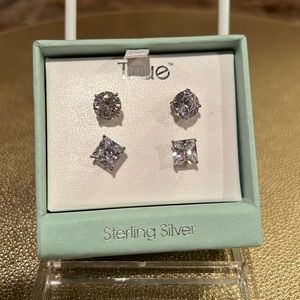 True Set/2 Cubic Zirconia Sterling Silver Stud Earrings